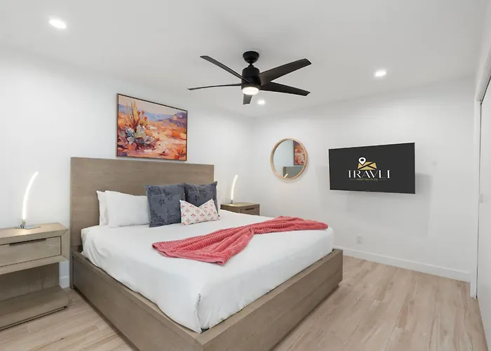 Holiday home New The Brexton Luxe Scottsdale Pool Oasis *